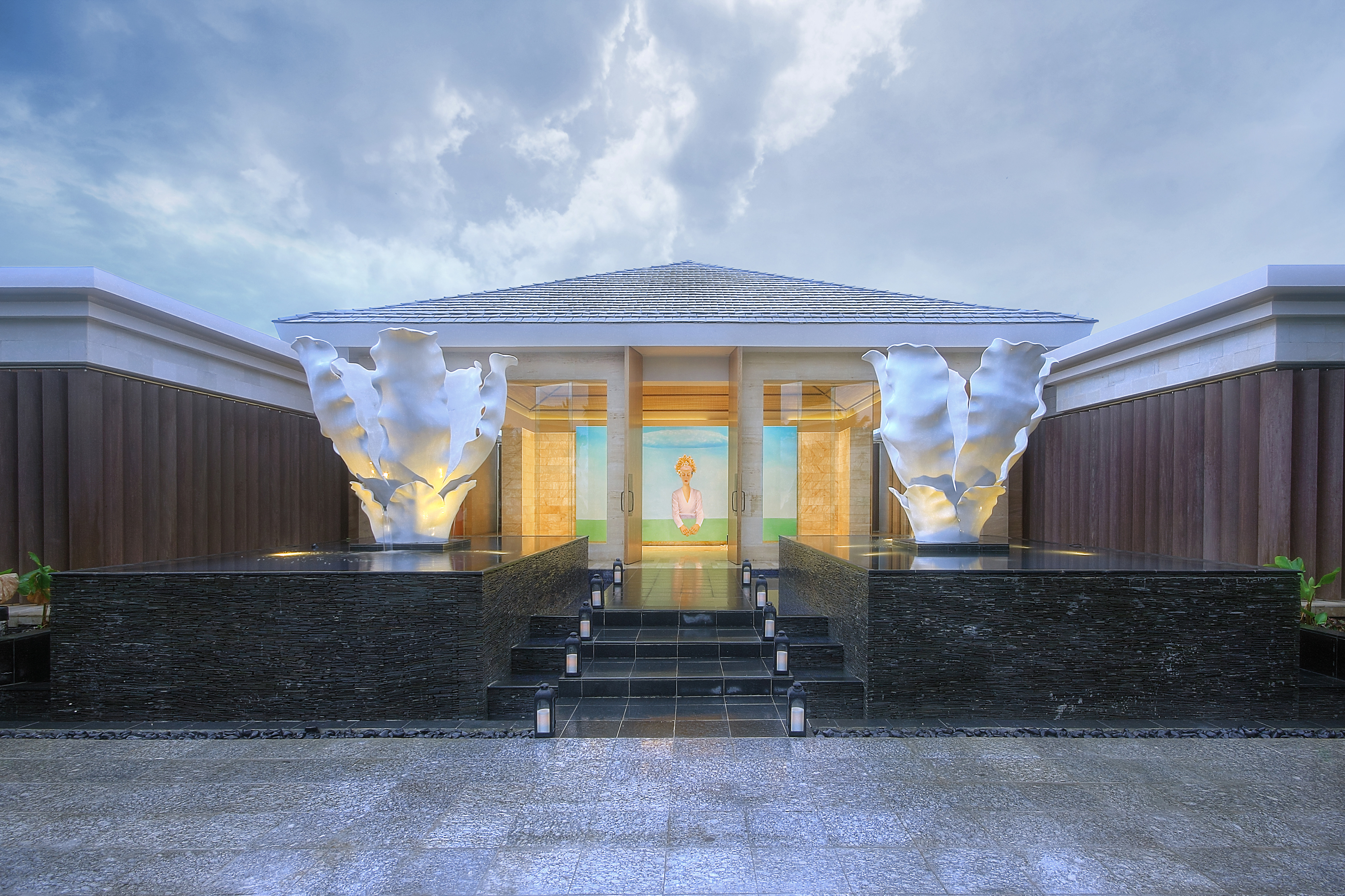 Mulia+Spa+-+Entrance.jpg